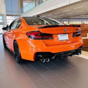 Meet your Posher, Carlos